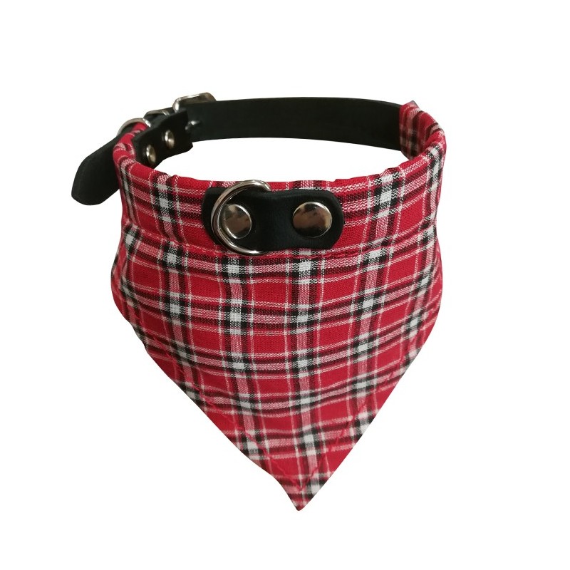 Collier bandana pour chien en cuir et tissu rouge à carreaux