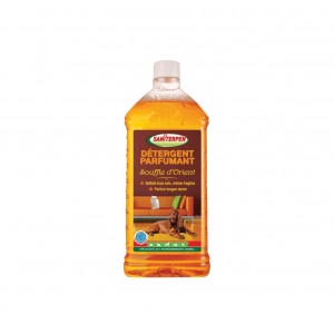 Détergent parfumant concentré Saniterpen pour une efficacité longue durée sur les sols et surfaces.