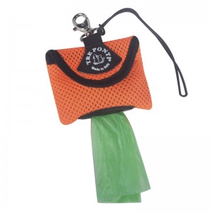 Distributeur de sacs ramasse crottes avec recharge de sacs à crottes Tre Ponti