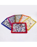 Le Tapis Collection CAMO VIBE | Kaki avec personnages japonais